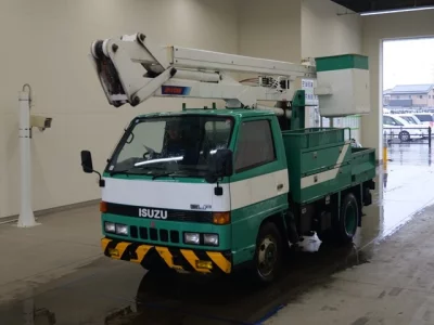 Isuzu ELF
