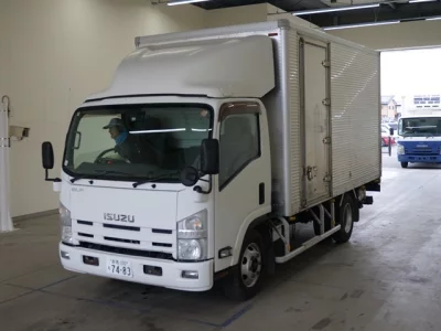 Isuzu ELF