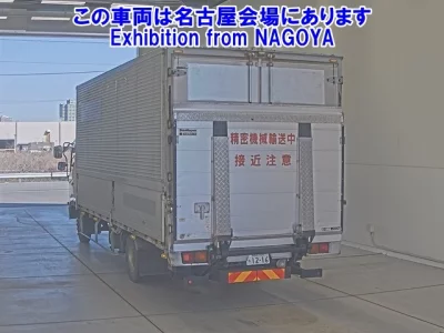 Hino TRUCK