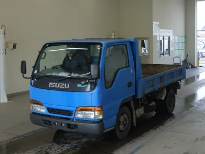 Isuzu ELF