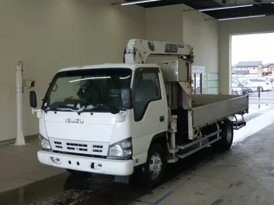 Isuzu ELF