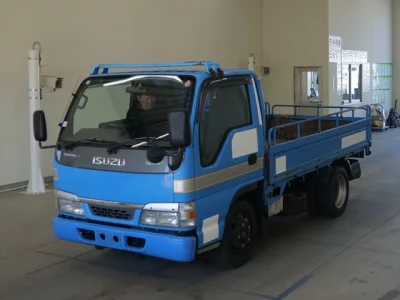 Isuzu ELF