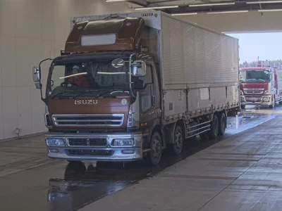 Isuzu TRUCK