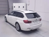 BMW 3-Series лот № 60110 оценка 4  с аукциона в Японии 1