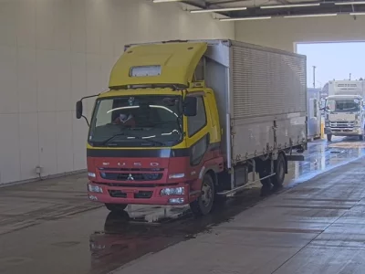 Mitsubishi FUSO FIGHTER