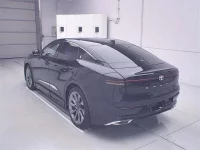 Toyota CROWN CROSSOVER лот № 60285 оценка R  с аукциона в Японии 1