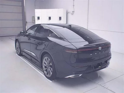 Toyota CROWN CROSSOVER