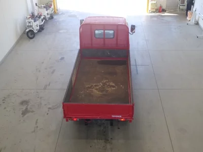 Toyota DYNA  с аукциона в Японии