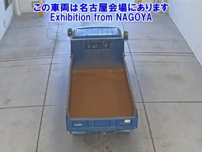 Toyota DYNA  с аукциона в Японии