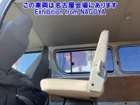 Toyota HIACE VAN лот № 70027 оценка RA  с аукциона в Японии 9
