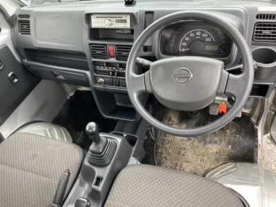 Nissan CLIPPER TRUCK