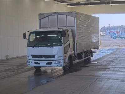 Mitsubishi FUSO FIGHTER