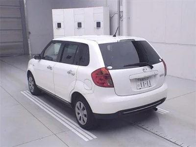 Mazda VERISA