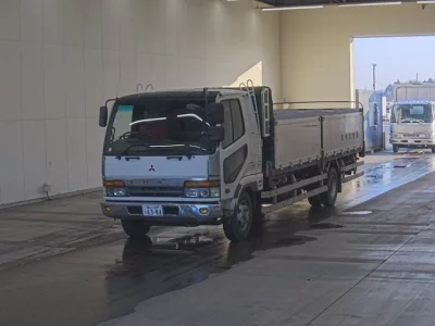 Mitsubishi FUSO FIGHTER
