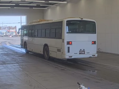 Isuzu ERGA  с аукциона в Японии