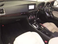 Mazda ATENZA WAGON лот № 70240 оценка 3.5  с аукциона в Японии 3