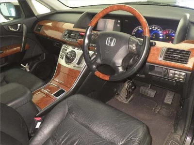 Honda ELYSION  с аукциона в Японии