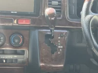 Toyota HIACE VAN лот № 20102 оценка 3  с аукциона в Японии 4