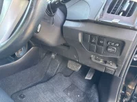 Toyota Prius лот № 20127 оценка RA  с аукциона в Японии 5