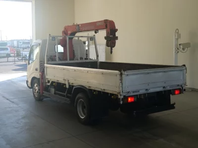 Toyota DYNA  с аукциона в Японии