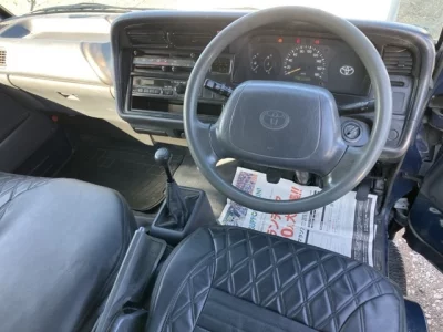 Toyota HIACE VAN  с аукциона в Японии