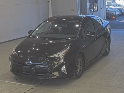 Toyota Prius  с аукциона в Японии