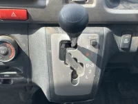 Toyota HIACE лот № 20158 оценка 3  с аукциона в Японии 4