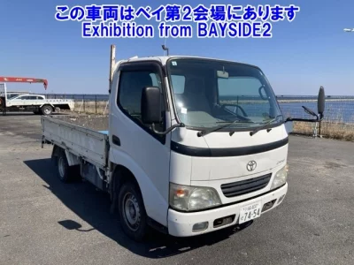 Toyota DYNA  с аукциона в Японии