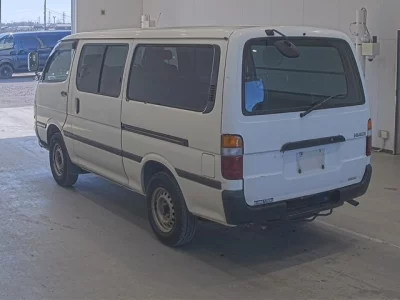 Toyota HiAce Van