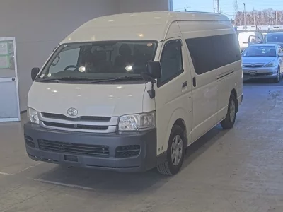Toyota HIACE  с аукциона в Японии