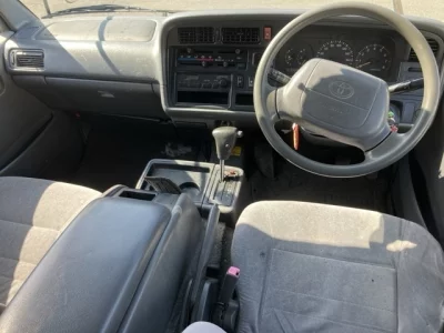 Toyota HIACE VAN  с аукциона в Японии