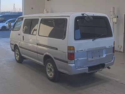Toyota HIACE VAN  с аукциона в Японии