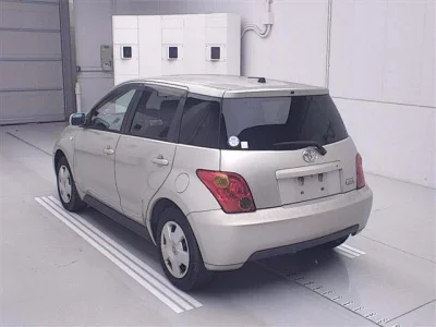 Toyota IST
