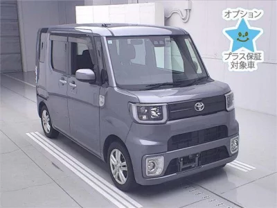 Toyota PIXIS MEGA