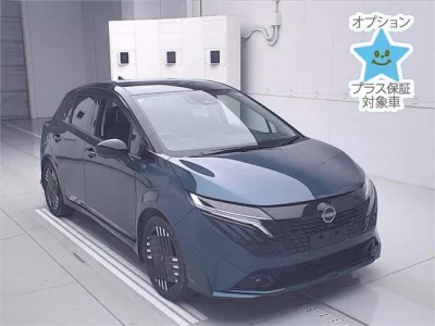 Nissan AURA