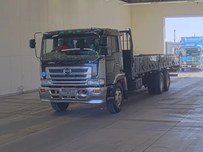 Hino TRUCK