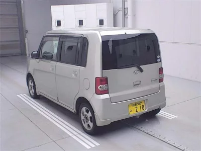 Daihatsu MOVE CONTE