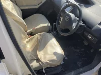 Toyota VITZ лот № 20185 оценка 3.5  с аукциона в Японии 7