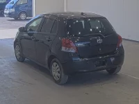 Toyota VITZ лот № 20065 оценка 3.5  с аукциона в Японии 1
