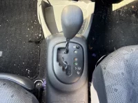 Toyota VITZ лот № 20065 оценка 3.5  с аукциона в Японии 4