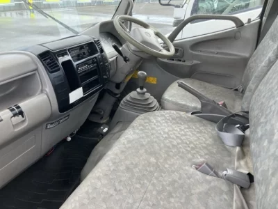 Hino DUTRO  с аукциона в Японии