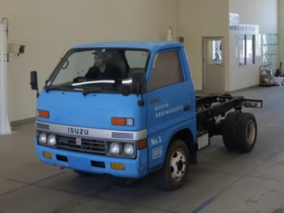 Isuzu ELF