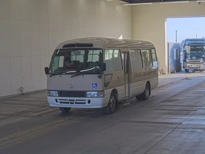 Toyota COASTER