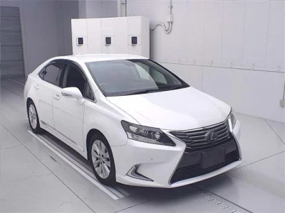 Lexus HS