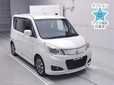 Mitsubishi DELICA D2