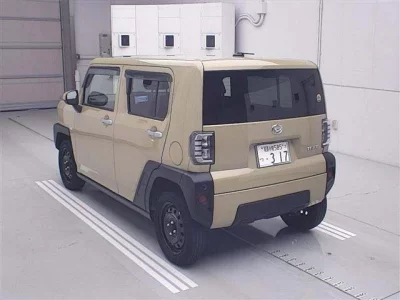 Daihatsu TAFT