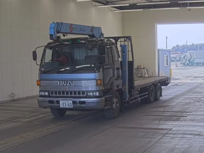 Isuzu TRUCK