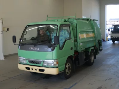 Isuzu ELF