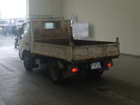 Hino DUTRO лот № 2026 оценка 3.5  с аукциона в Японии 1