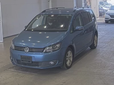 Volkswagen GOLF TOURAN